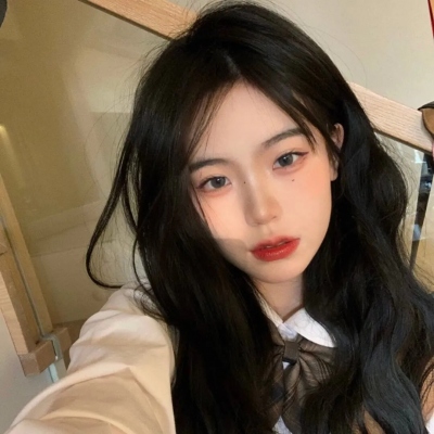 高清暖色调的治愈系头像女生图片(精选20张)