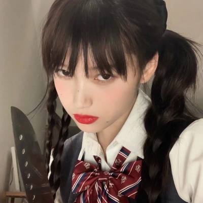 高清暖色调的治愈系头像女生图片(精选20张)