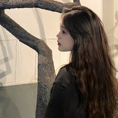 2023最红美女头像(22张)