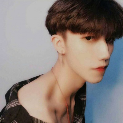 勾搭女人的专用高情商男头像(精选20张)