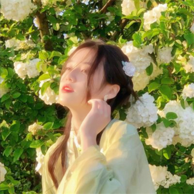 绿色系小清新女生头像(共20张)