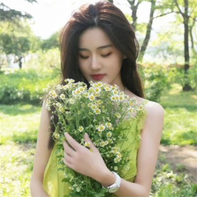 绿色系小清新女生头像(共20张)