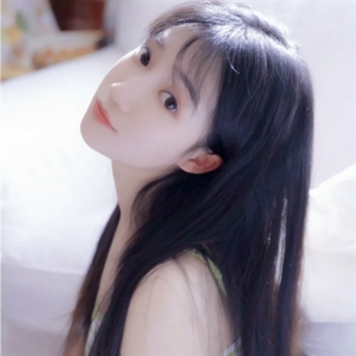 微信头像女生简单大方(精选18张)