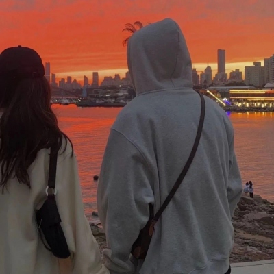 最难找到的情侣头像一人一半(18张)