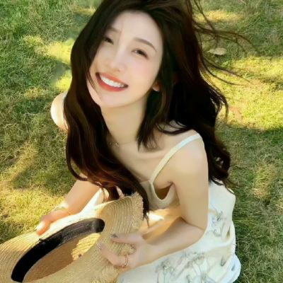 安静又温柔又沉稳的女生头像(20张)