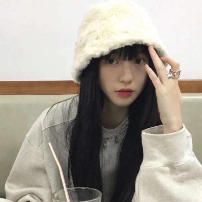 孤傲冷艳淡漠女生头像(精选20张)