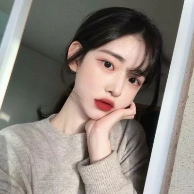 孤傲冷艳淡漠女生头像(精选20张)