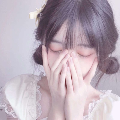 孤傲冷艳淡漠女生头像(精选20张)