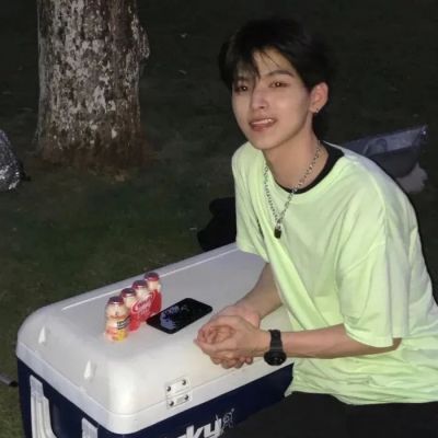 男生高端大气气质头像(精选20张)