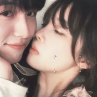 高级感不俗气的情侣头像(共32张)