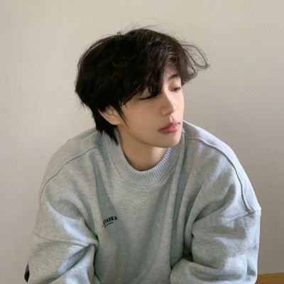 颜值爆表的头像男生(优选20张)