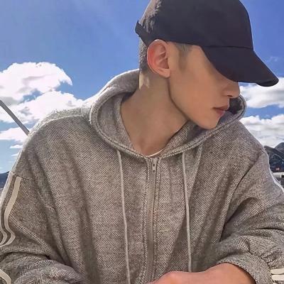 颜值爆表的头像男生(优选20张)