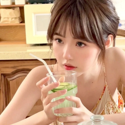 颜值最高的女生头像(精选18张)