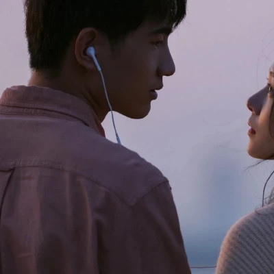 氛围感拉满的情侣头像(18张)