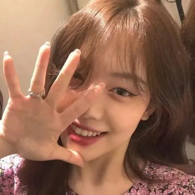 寓意好的甜美粉色系女孩头像图片(18张)