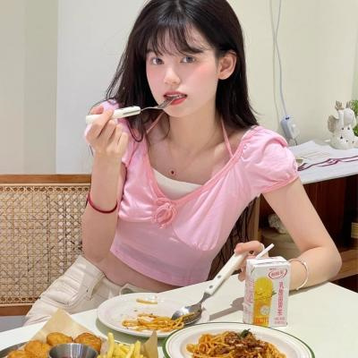 寓意好的甜美粉色系女孩头像图片(18张)