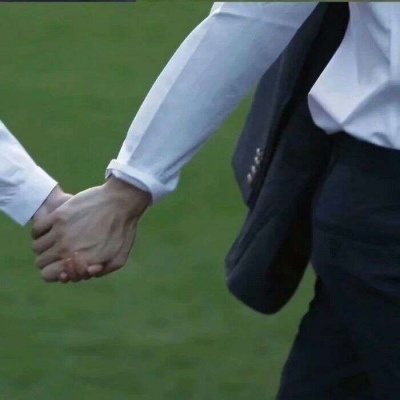 高级感十足的情侣头像唯美(精选18张)