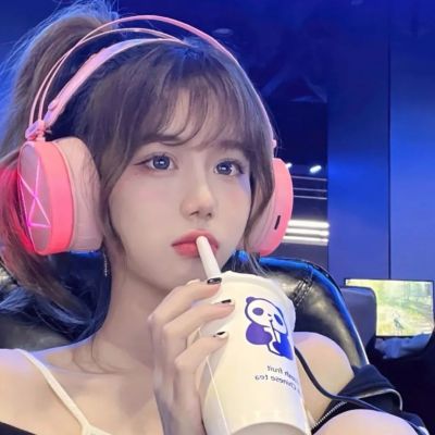 又简单又好看的头像可爱女(共18张)