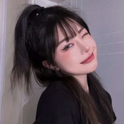 干净又好看的气质头像(共18张)