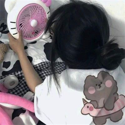 头像女最新2023高级真人图片(精选22张)