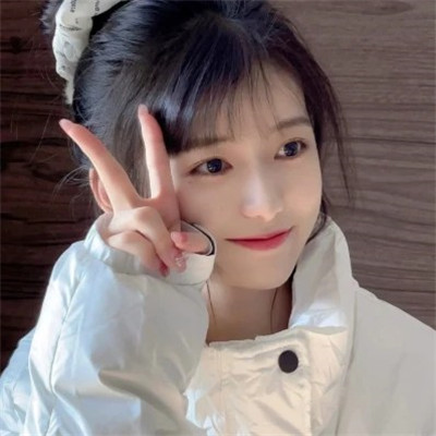 头像女最新2023高级真人图片(精选22张)