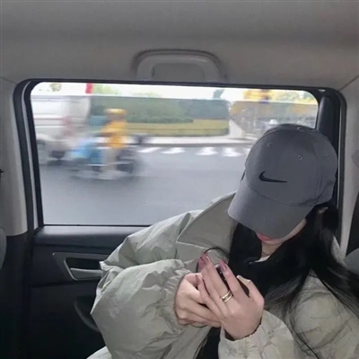 高清好看的高级氛围感女生头像图片(优选22张)