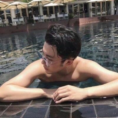 随意洒脱的qq侧面头像(精选18张)