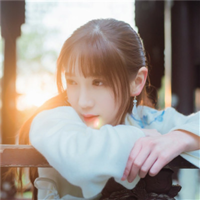 高清唯美意境古风小清新的女生图片(优选20张)