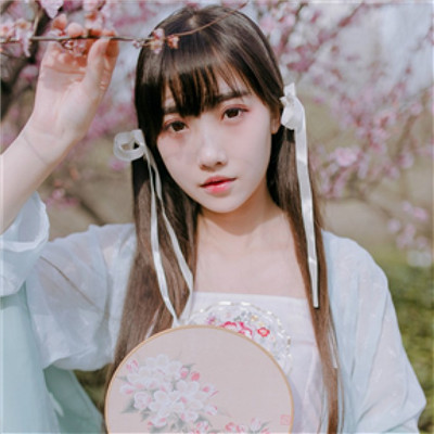 高清唯美意境古风小清新的女生图片(优选20张)