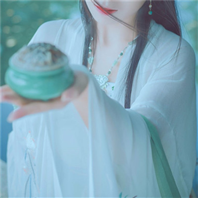 高清唯美意境古风小清新的女生图片(优选20张)