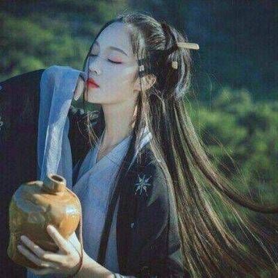 高清唯美意境古风小清新的女生图片(优选20张)
