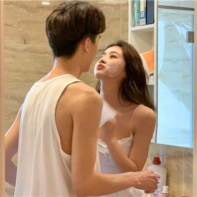 2023最火的情侣头像合集(20张)