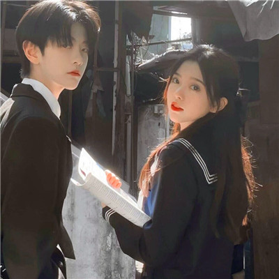 2023最火的情侣头像合集(20张)