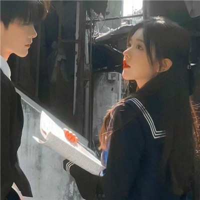 2023最火的情侣头像合集(20张)