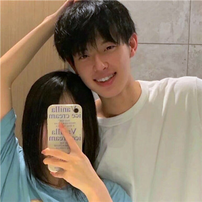 2023最火的情侣头像合集(20张)