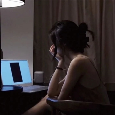 高清游戏美女头像(精选18张)