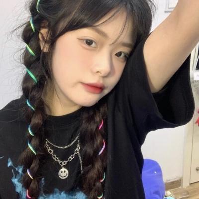 稀有真人女生头像(优选28张)