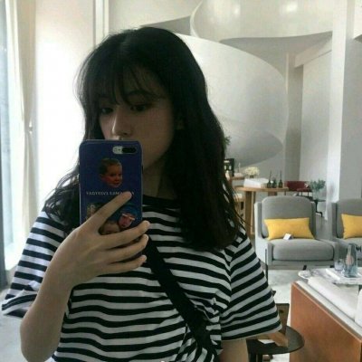 高清好看的高冷女生头像霸气黑色系图片(18张)