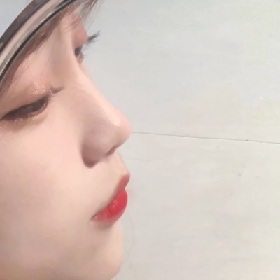 非主流QQ女生个性头像(优选18张)