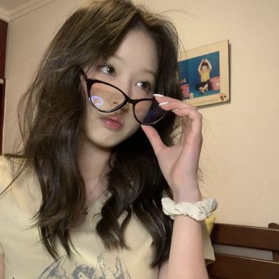 风格稀有颜值耐看的女头(优选16张)