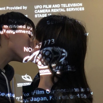 高清微信情侣头像(16张)