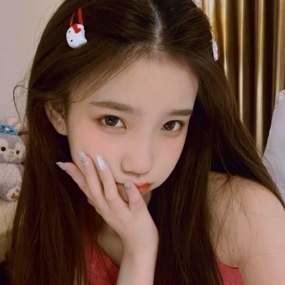 高清氛围感的女生微信头像图片(18张)