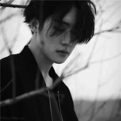 最新版2023男生超拽帅气头像(优选18张)