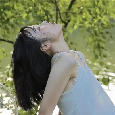 女生头像高级感日系(共18张)