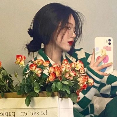 高级氛围感女生头像(20张)