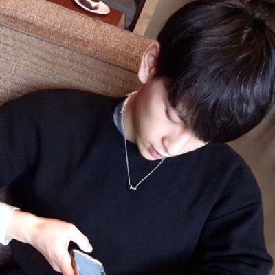 全网最火的头像男生版(精选18张)