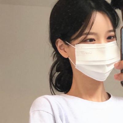 成熟且有深度的头像女(共20张)