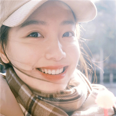 冷清氛围感女头真人小众(共18张)