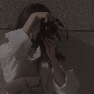 冷清氛围感女头真人小众(共18张)