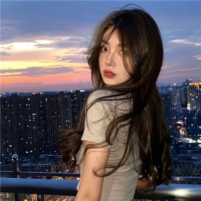 冷清氛围感女头真人小众(共18张)